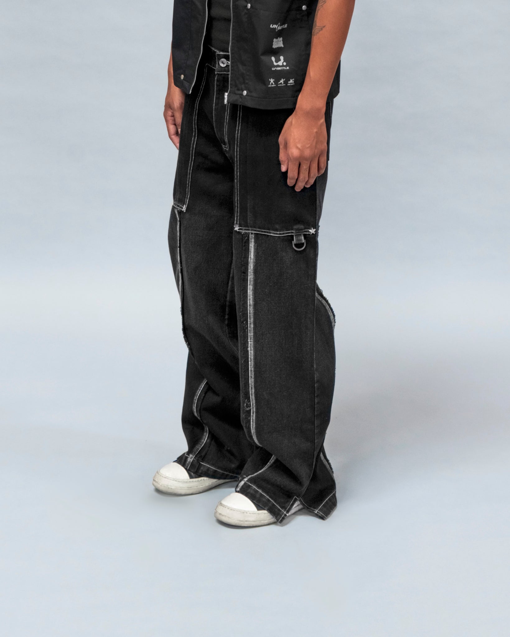 Fray Contrast Denim Pant - Charcoal